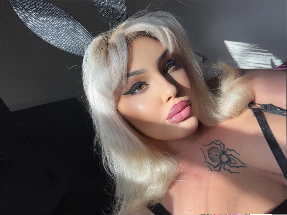 Estellamoonxxx (@estellamoonxxx), OnlyFans creator