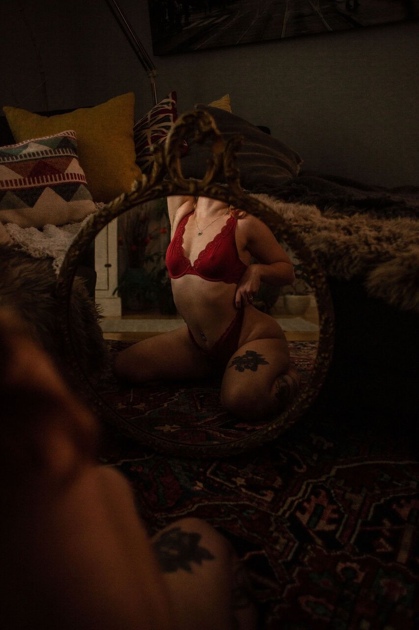 Etrnlsumrluvn (@etrnlsumrluvn), OnlyFans creator