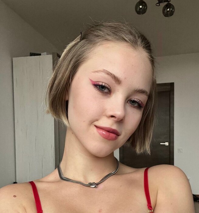 Evacox (@evacox), OnlyFans creator