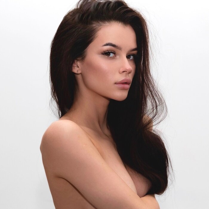 Eva (@evaivory), OnlyFans creator