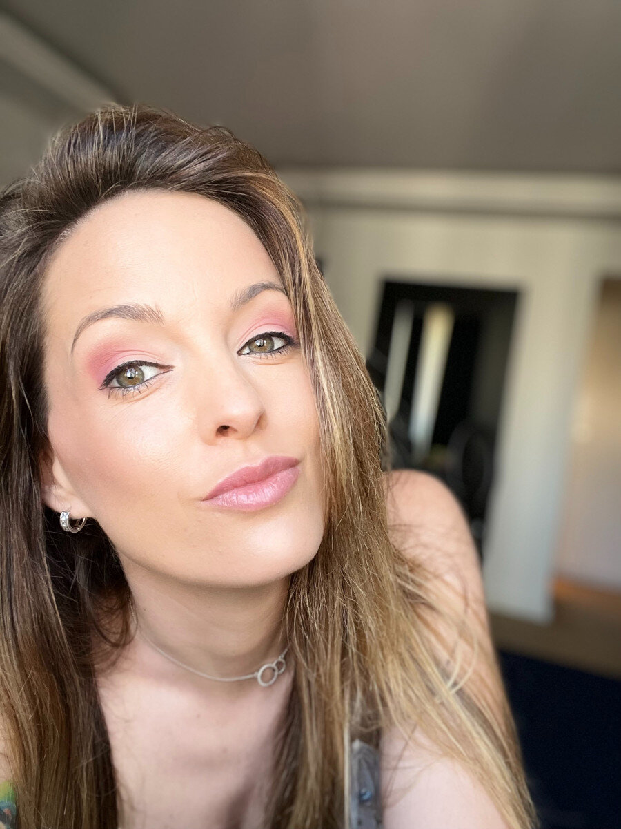 Evejohnsonfree (@eve.johnson.free), OnlyFans creator