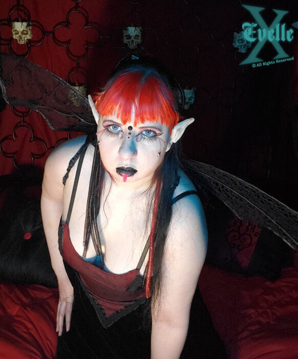 Evellex (@evelle_x), OnlyFans creator