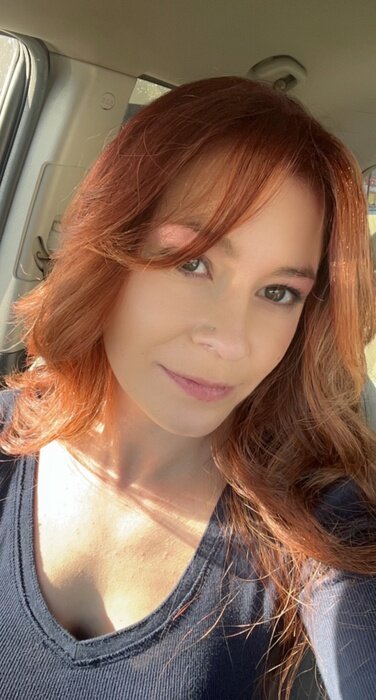 Eviexhoney (@evie_xhoney), OnlyFans creator