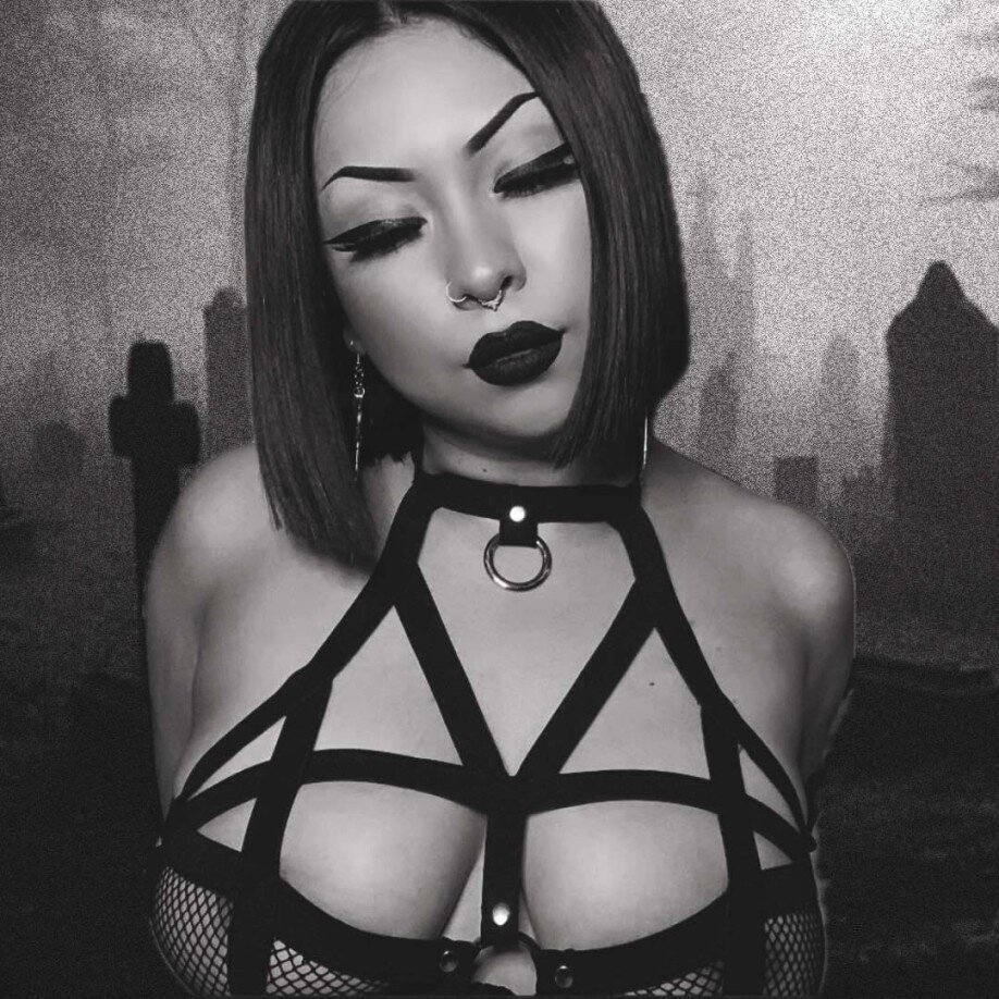 Evilbrat666 (@evilbrat666), OnlyFans creator