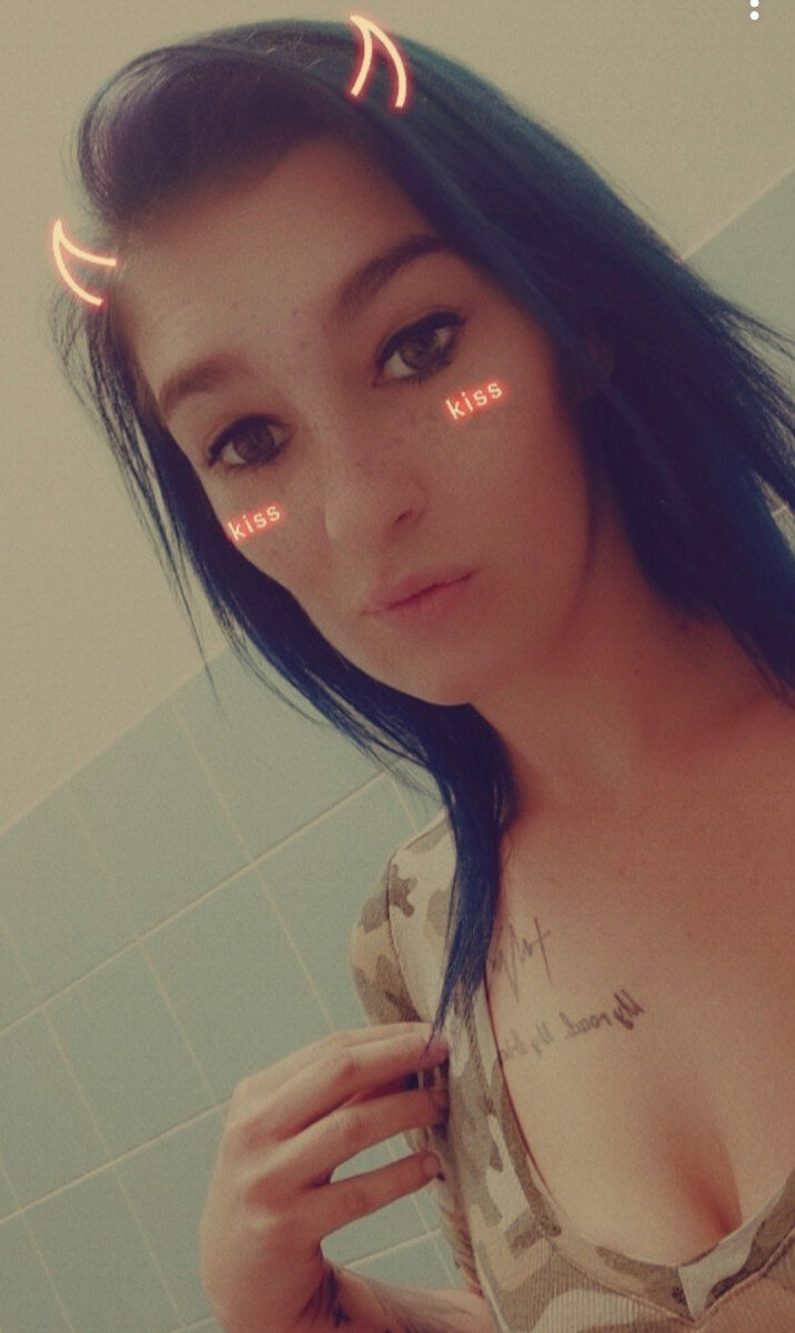 Evilqueenking (@evilqueenking), OnlyFans creator
