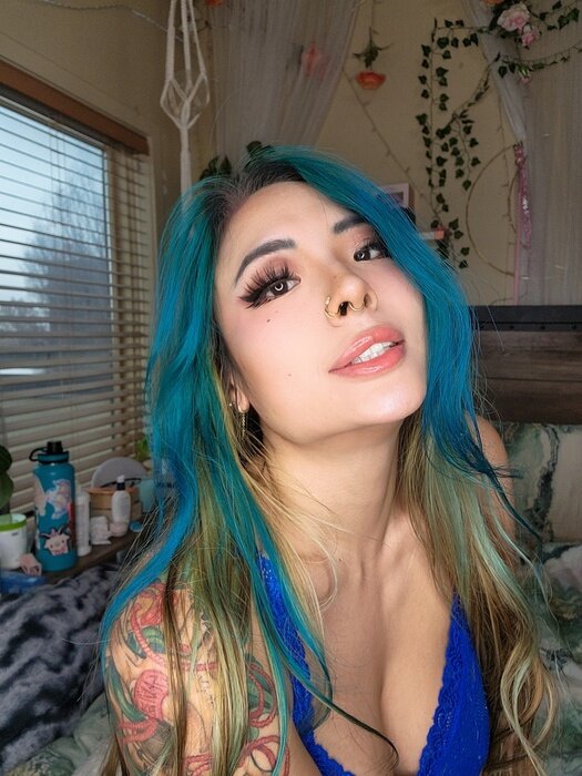 Faeahri (@fae.ahri), OnlyFans creator