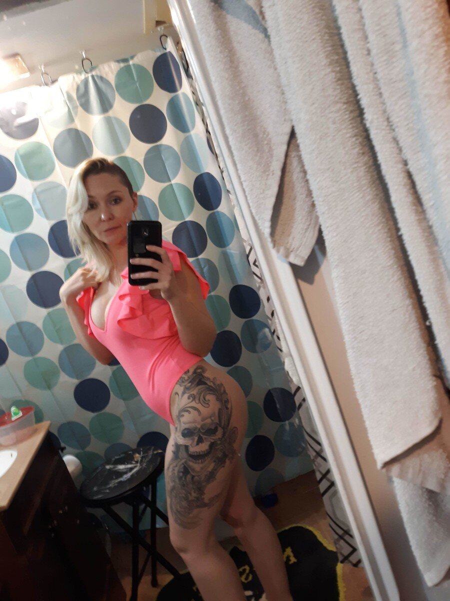 Fantasybmonroe (@fantasybmonroe), OnlyFans creator