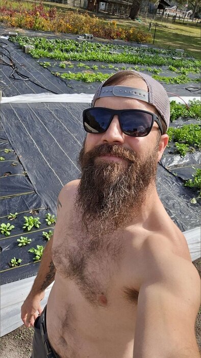 Farmdaddyjay (@farmdaddyjay), OnlyFans creator