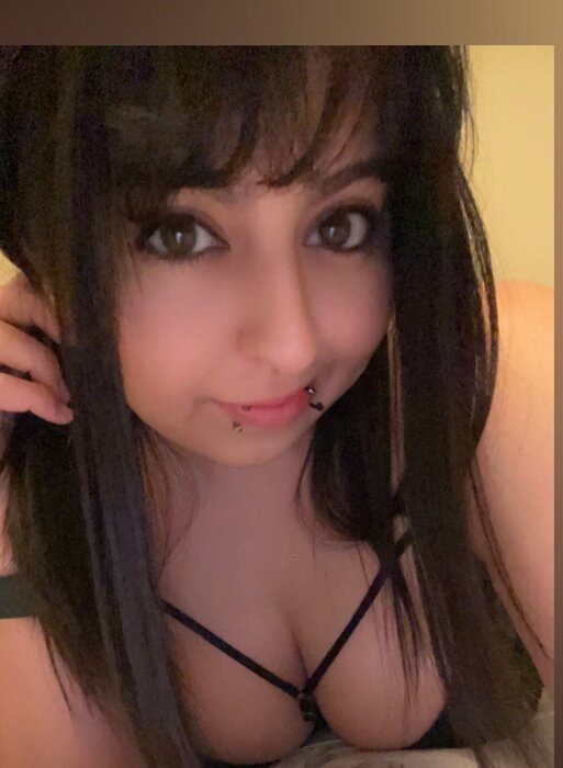 Farrahluv (@farrahluv), OnlyFans creator