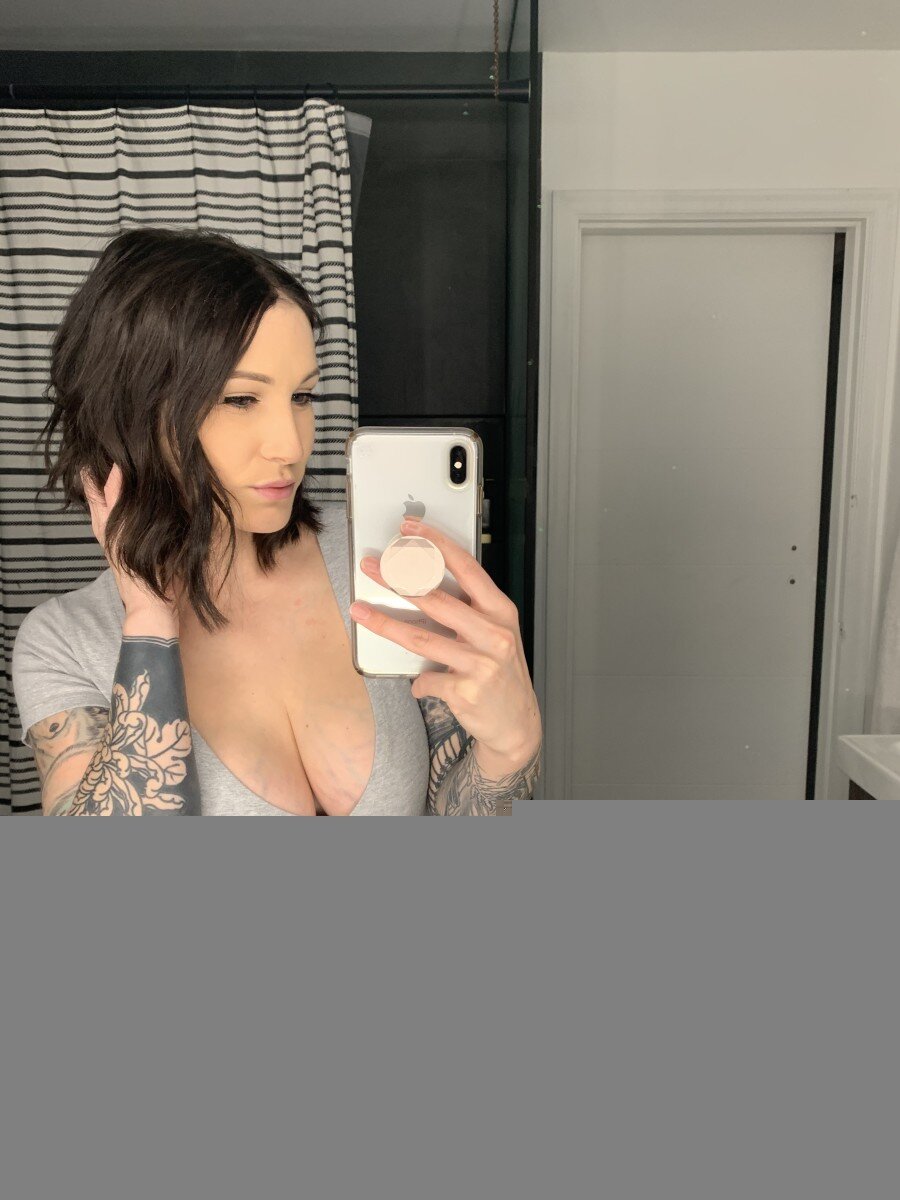 Faunagrey (@faunagrey), OnlyFans creator