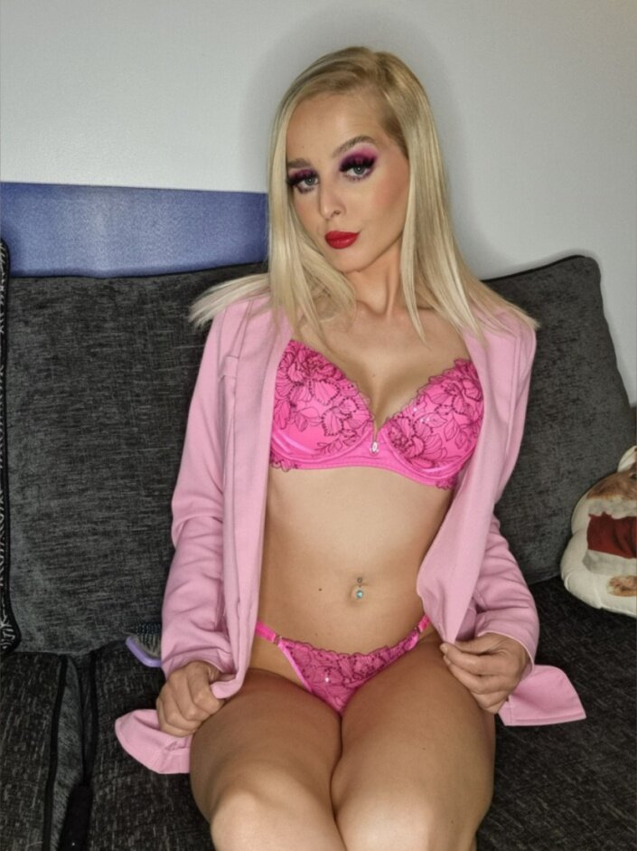 Fernbarnes (@fern.barnes), OnlyFans creator