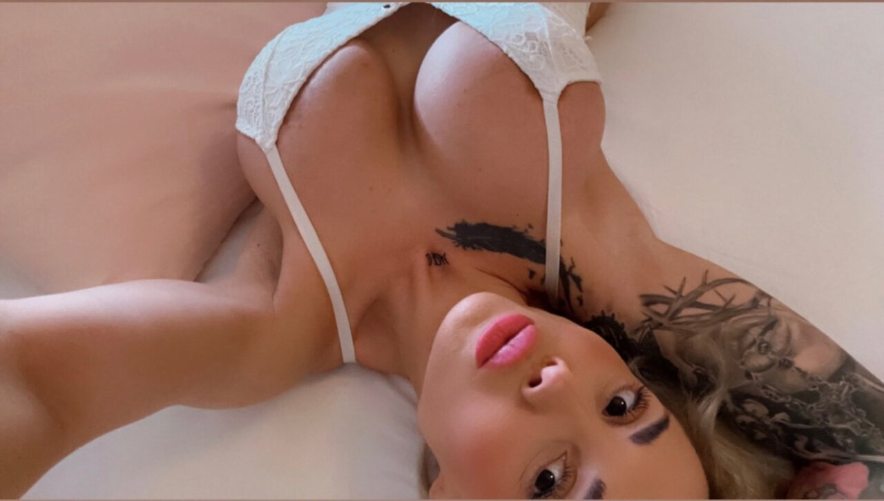 Fierylilith (@fierylilith), OnlyFans creator