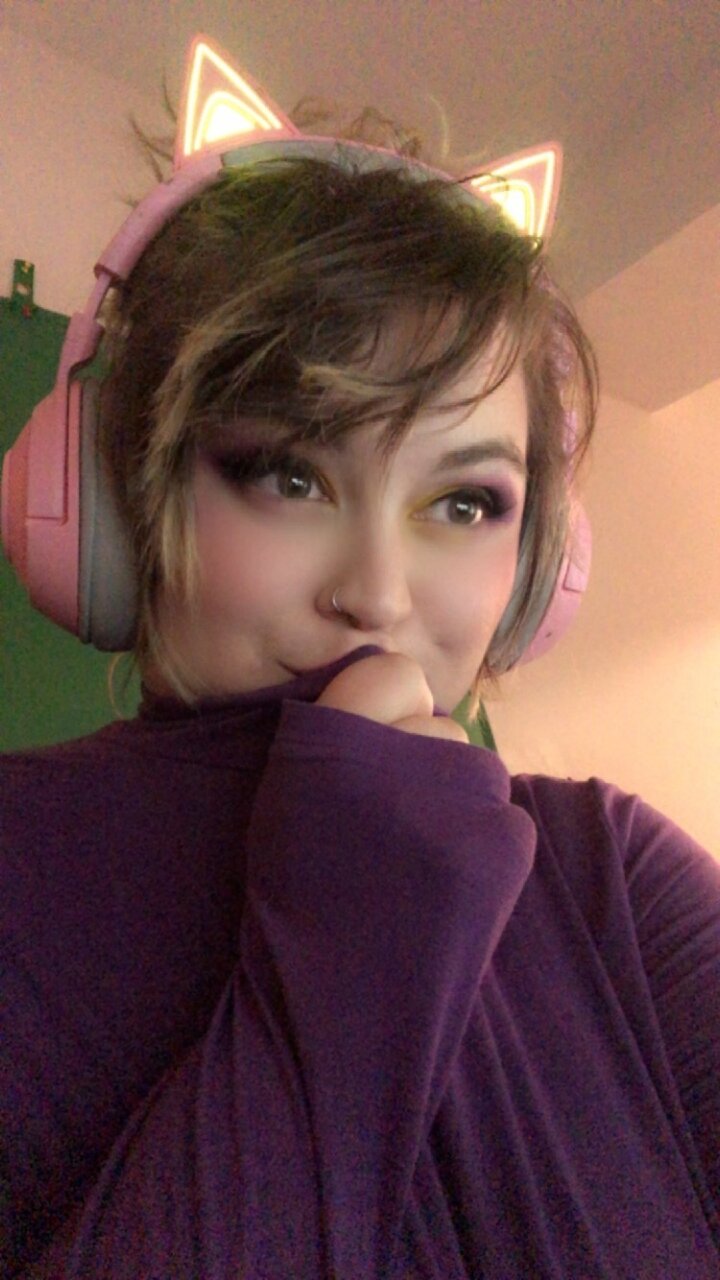 Fineapplehonk (@fineapplehonk), OnlyFans creator