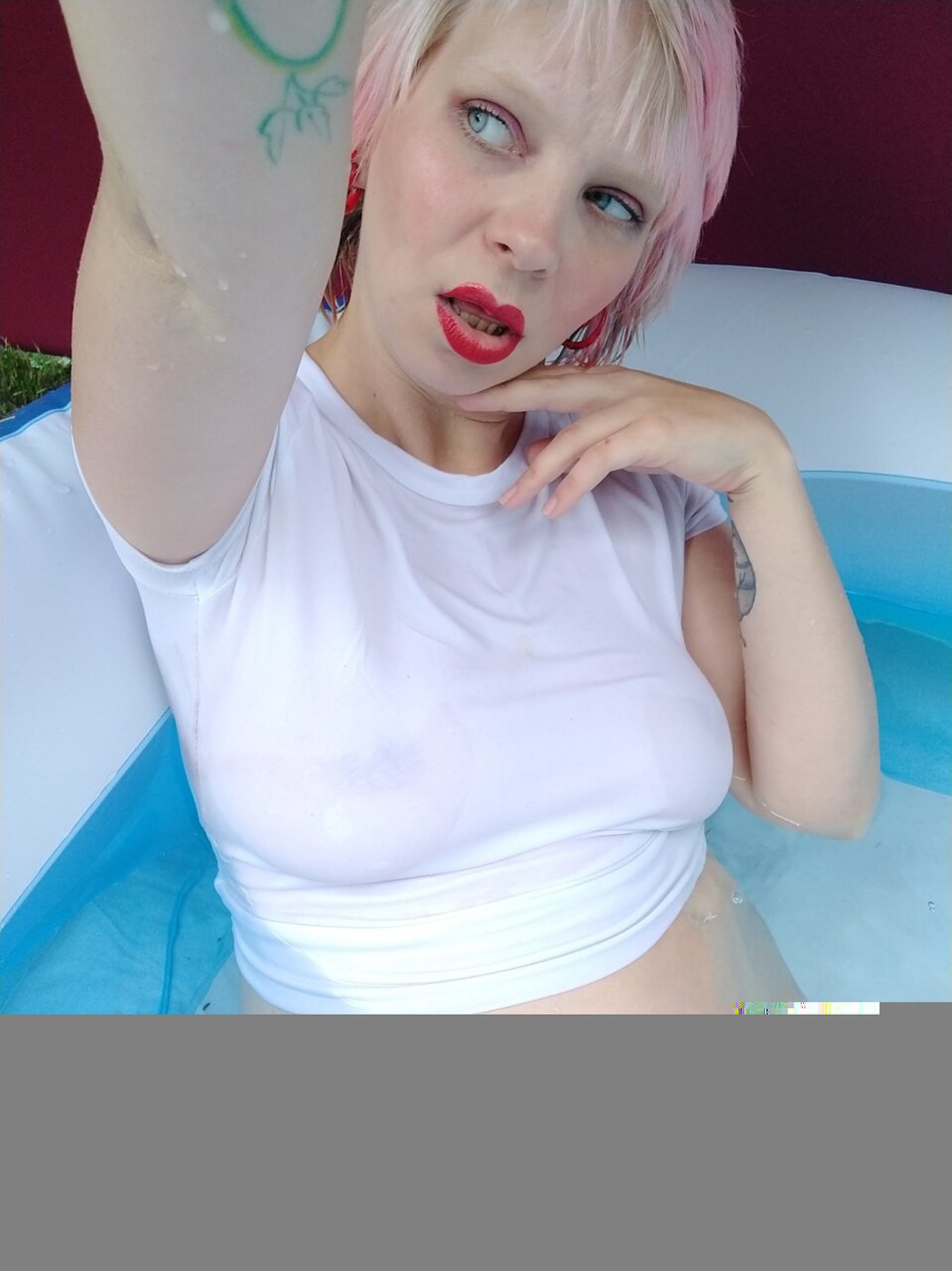 Firefirefly (@firefirefly), OnlyFans creator