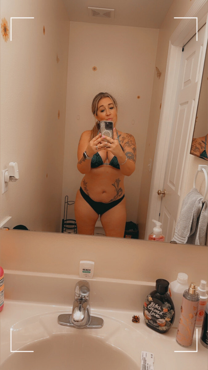 Flqueen86 (@fl_queen86), OnlyFans creator