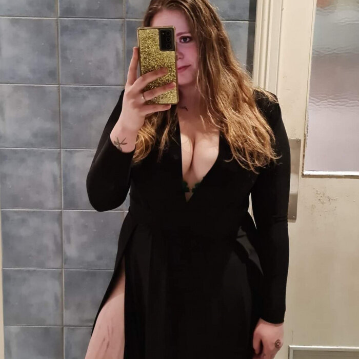 Flirtyfloss (@flirtyfloss), OnlyFans creator