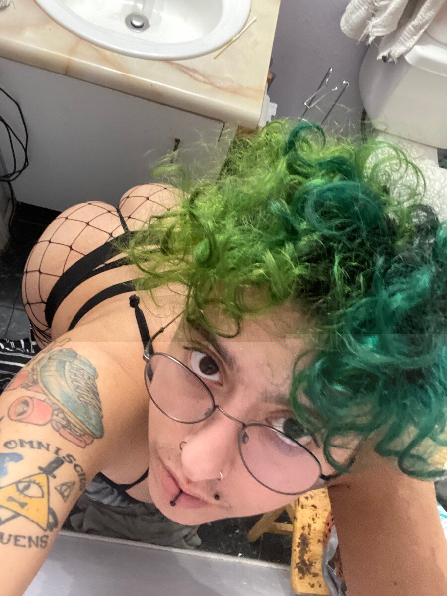Florvalentin (@florvalentin), OnlyFans creator