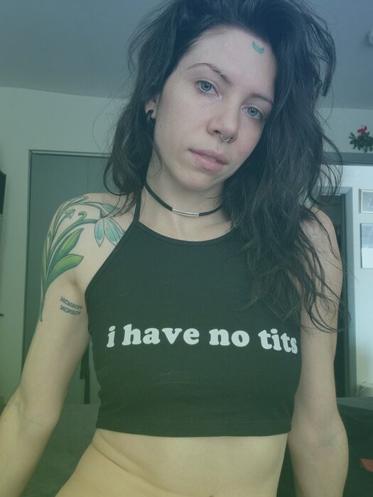 Flowerbedkitten (@flowerbedkitten), OnlyFans creator