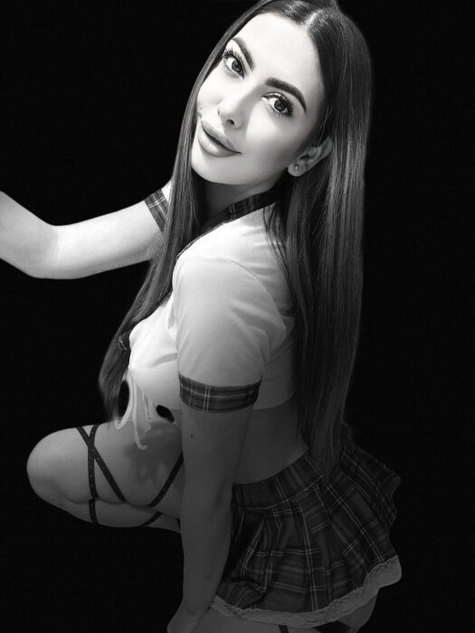 Flowerpower9111 (@flowerpower9111), OnlyFans creator