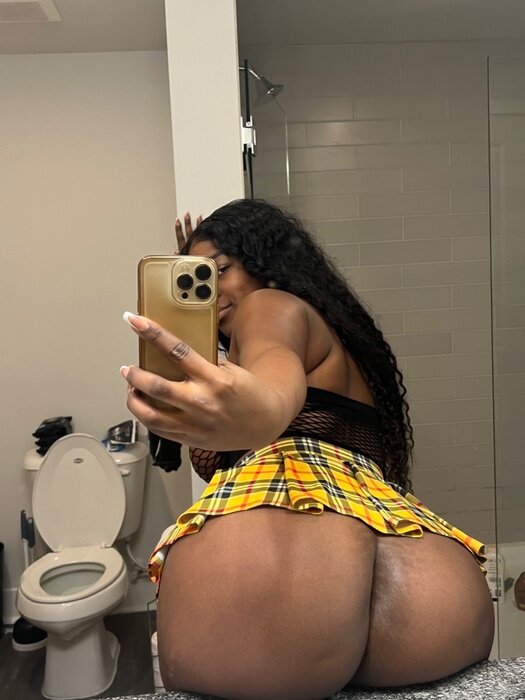 Foreignbarbietv (@foreignbarbietv), OnlyFans creator