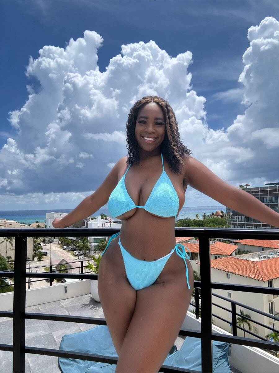 Foreignbarbietvv (@foreignbarbietvv), OnlyFans creator