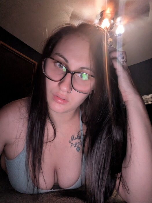 Fourwheelergirl29 (@fourwheelergirl29), OnlyFans creator