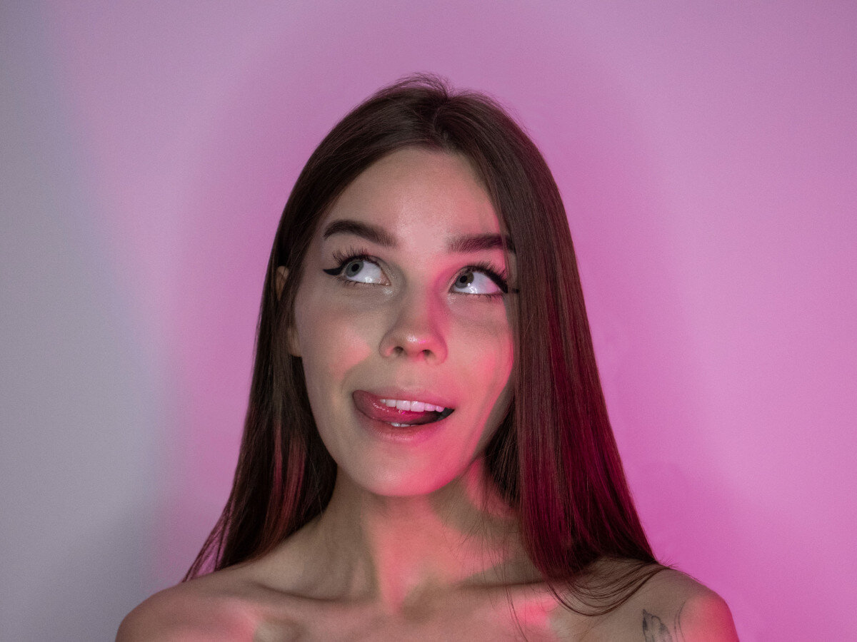 Foxalina (@fox_alina), OnlyFans creator