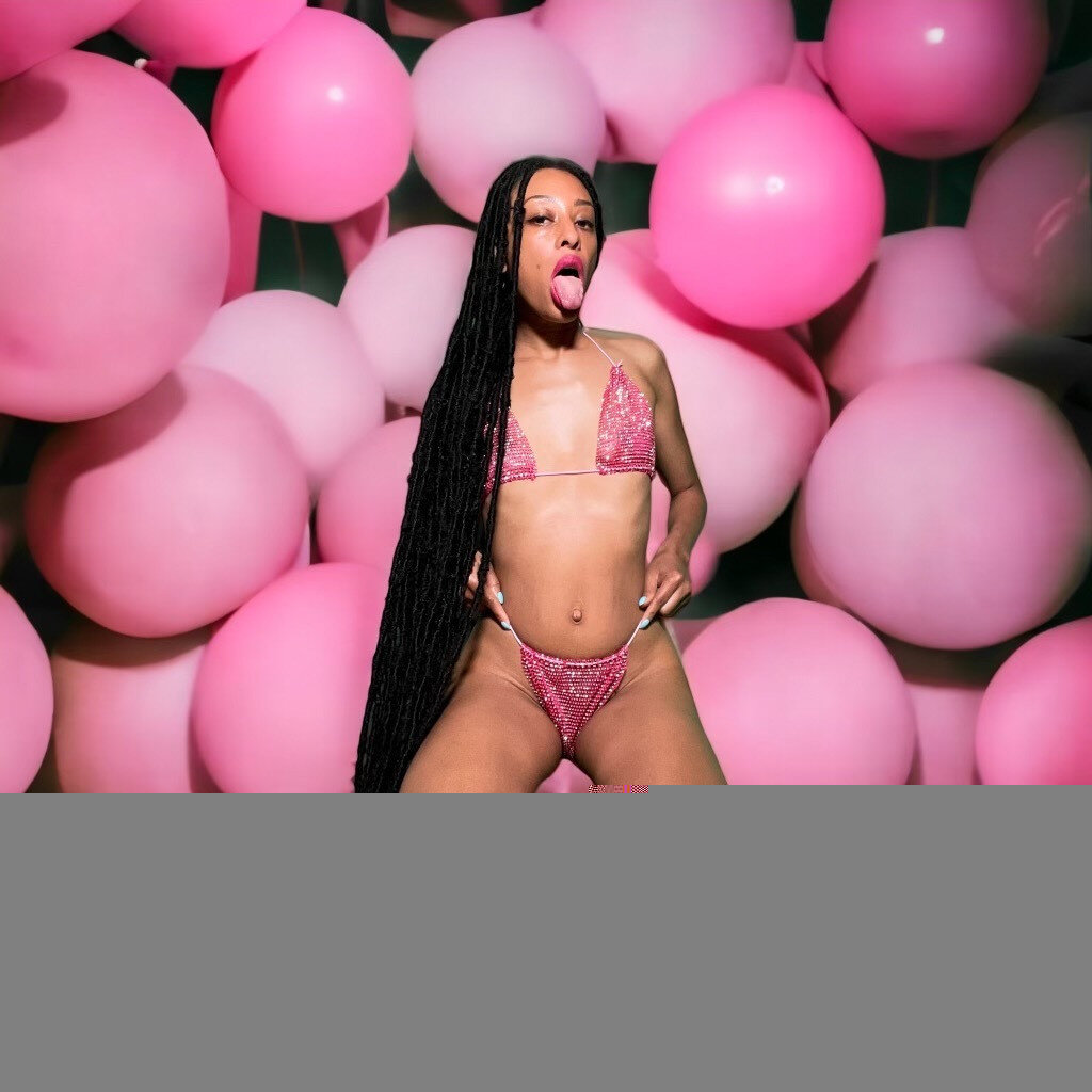 Foxxpink (@foxxpink), OnlyFans creator