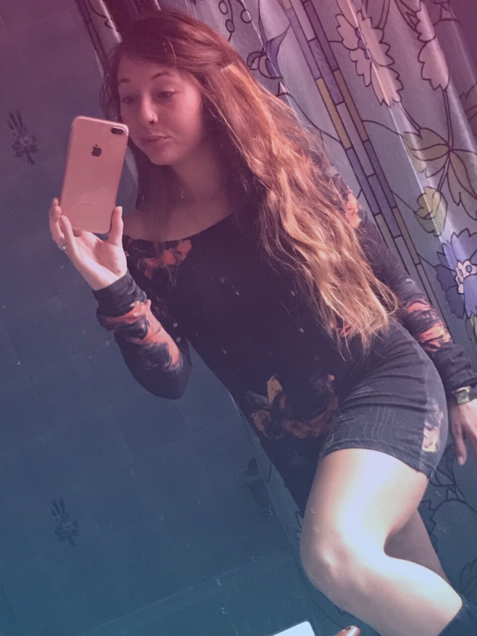 Foxxyroxy69 (@foxxyroxy69), OnlyFans creator