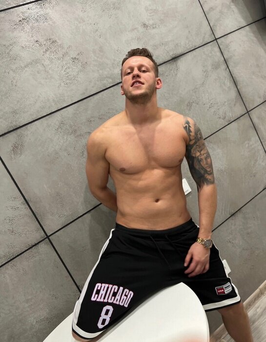 Foxygarry (@foxy_garry), OnlyFans creator