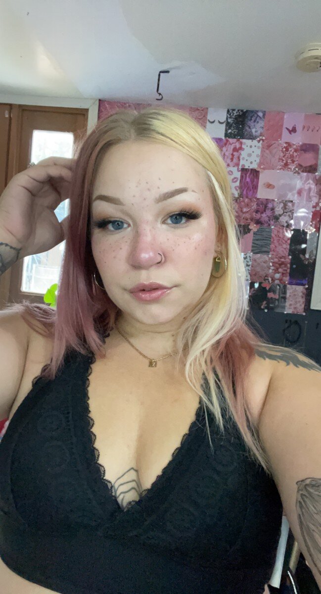 Freebubbliebre02 (@freebubbliebre02), OnlyFans creator