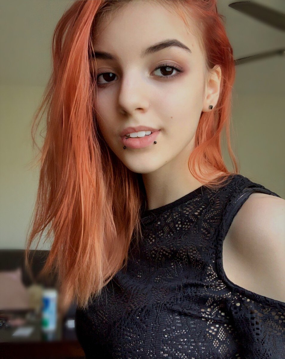 Evie (@freeevie), OnlyFans creator
