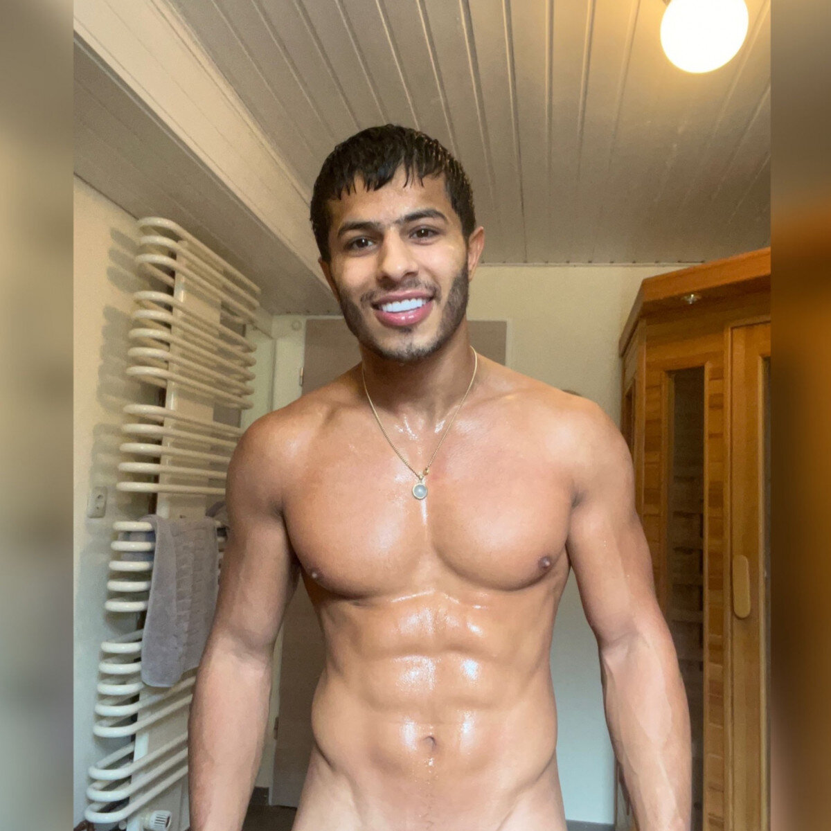 Freehunkmo (@freehunkmo), OnlyFans creator