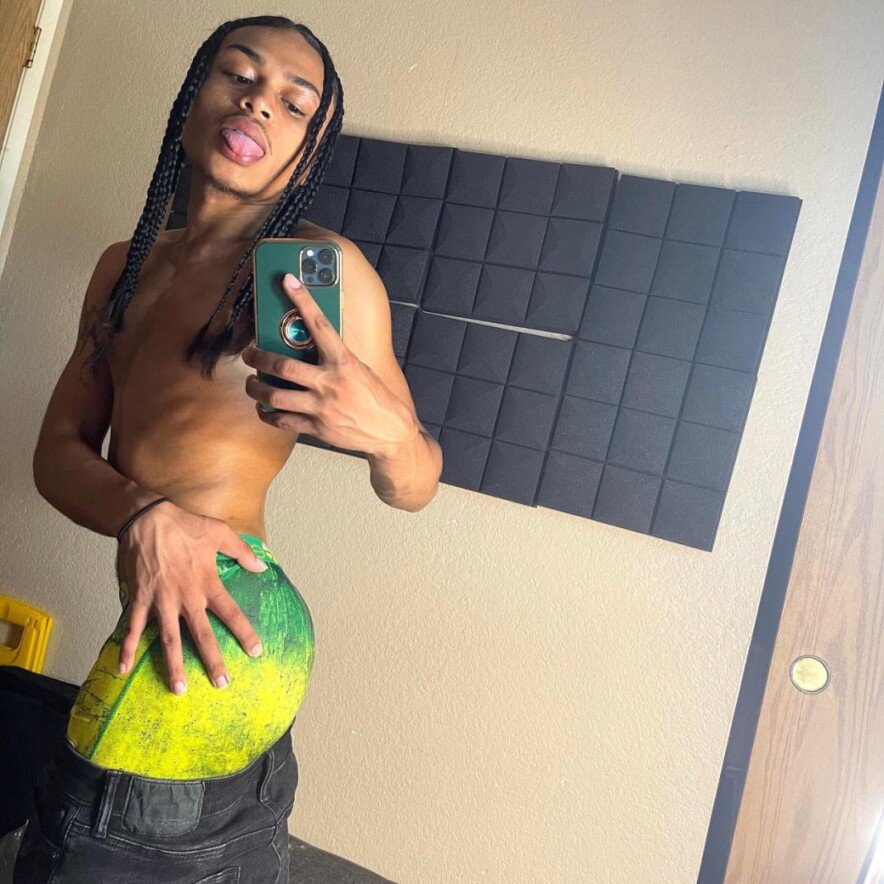 Freekyboa (@freekyboa), OnlyFans creator