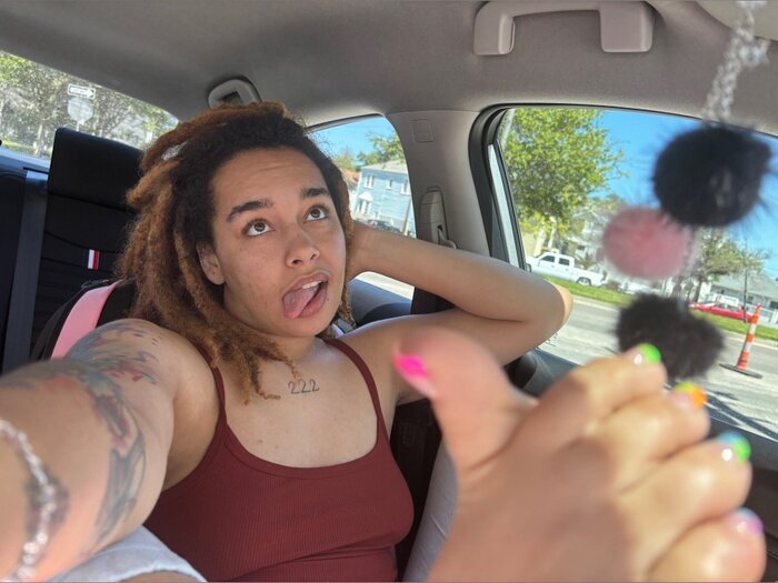 Freepeachesncream (@freepeachesncream), OnlyFans creator