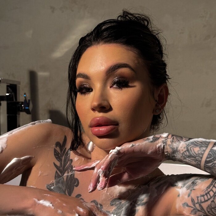 Lisa (@freevannessa), OnlyFans creator