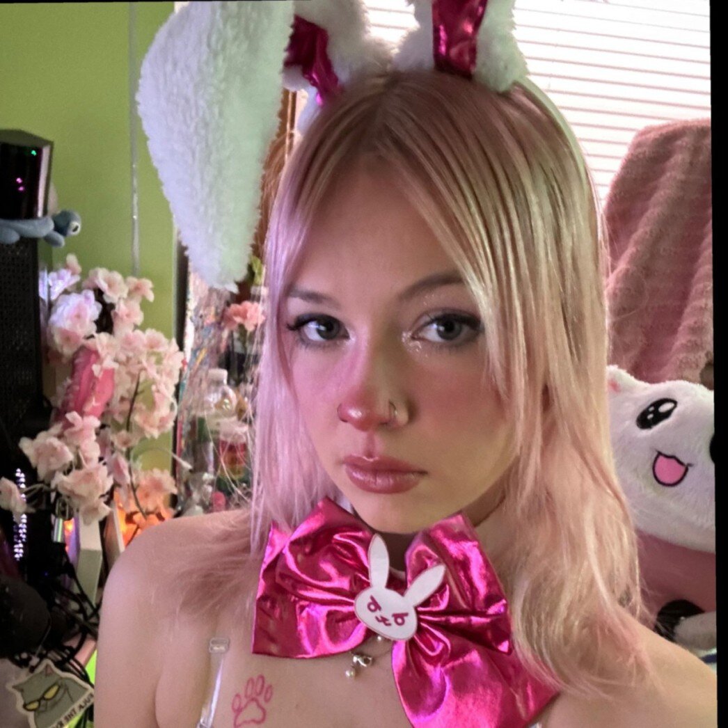 Gabsxrose (@gabsxrose), OnlyFans creator
