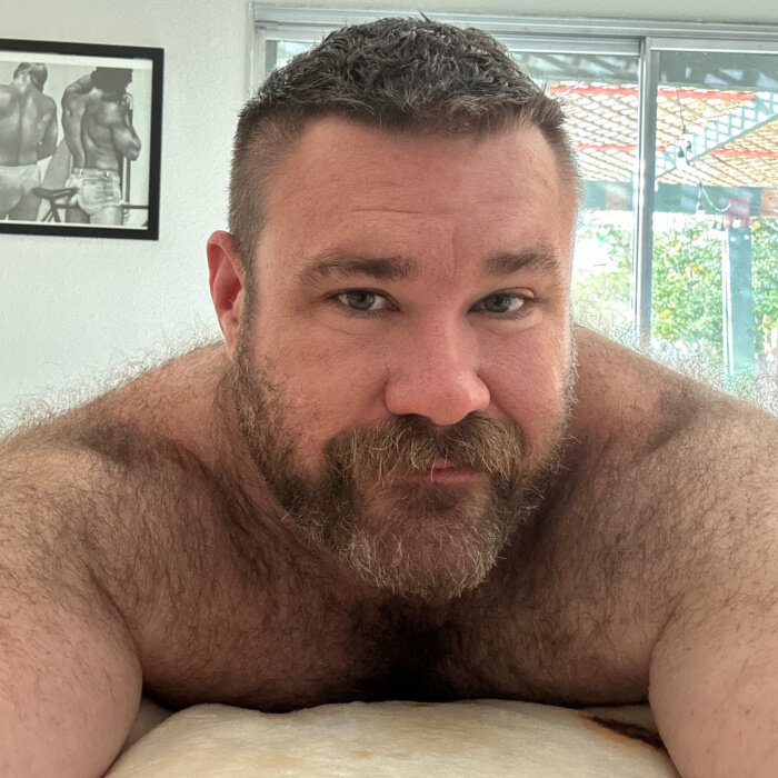 Gazbearington (@gazbearington), OnlyFans creator