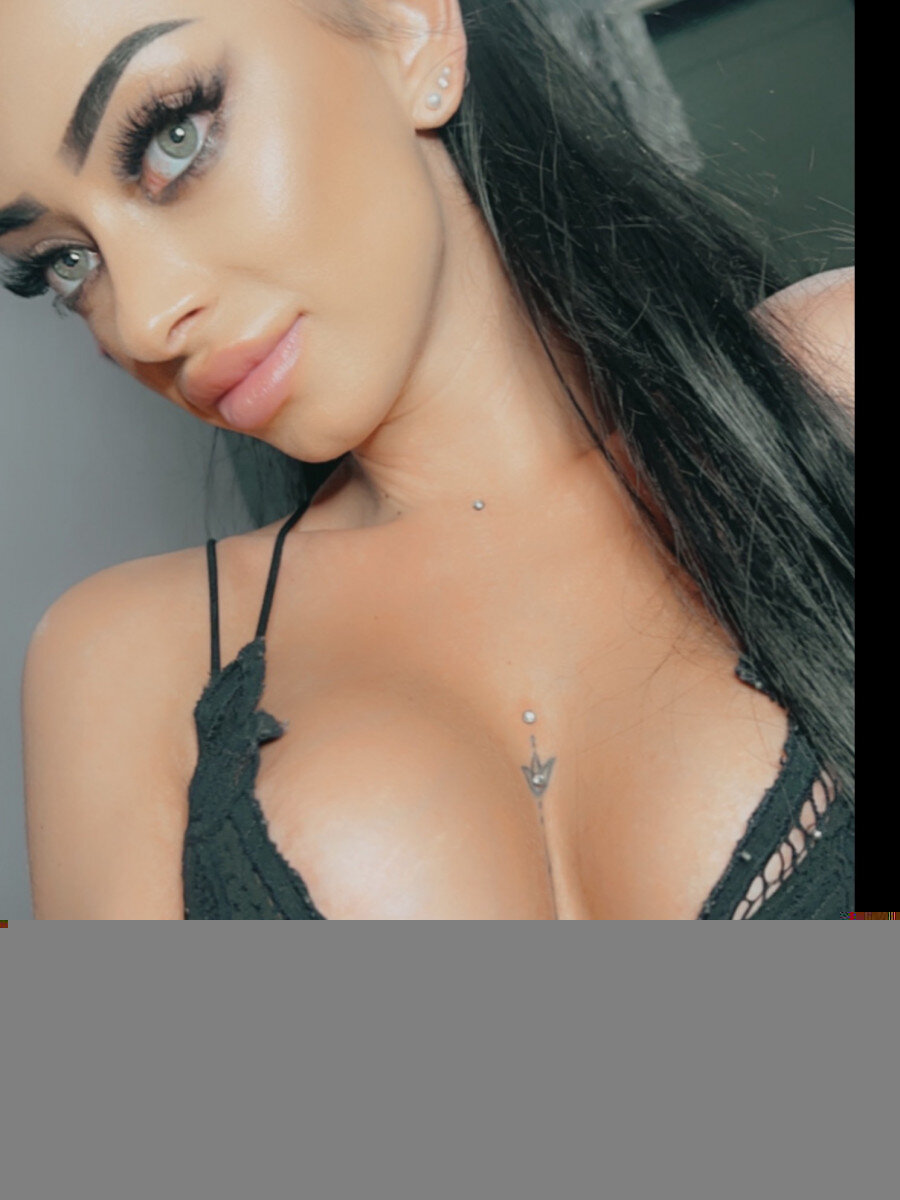 Geminiprincess11 (@geminiprincess11), OnlyFans creator