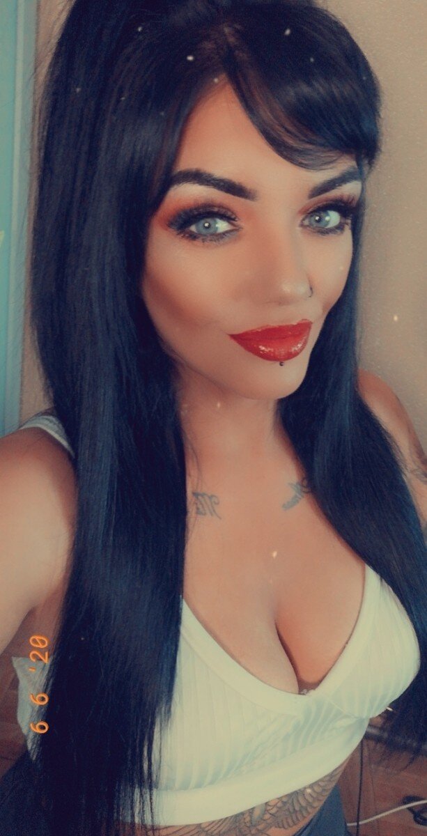 Gemlou72 (@gemlou72), OnlyFans creator
