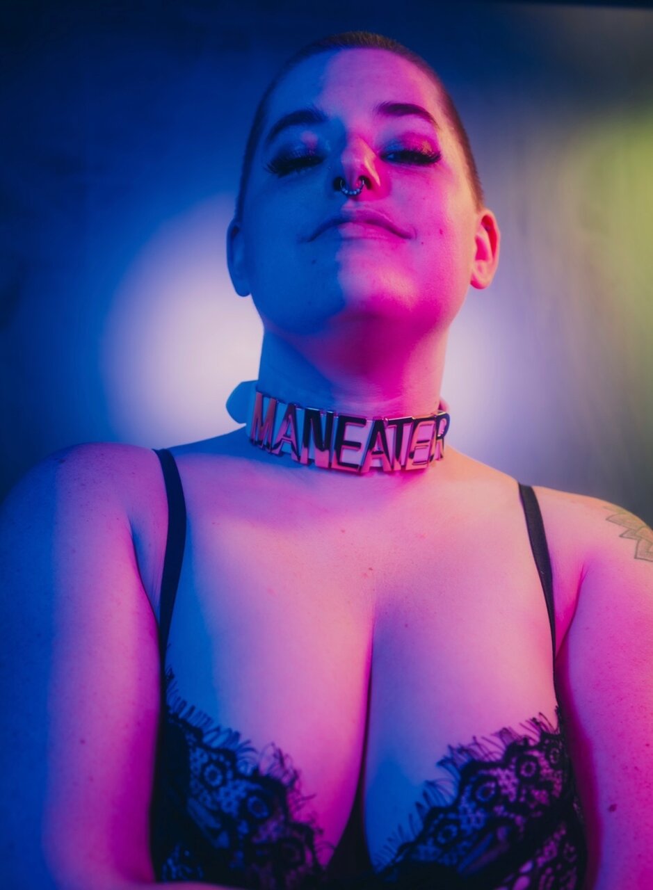 Genderqueergoddess (@genderqueergoddess), OnlyFans creator