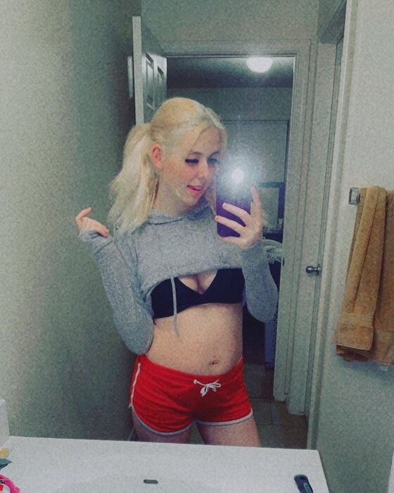 Geneibaby43 (@geneibaby43), OnlyFans creator