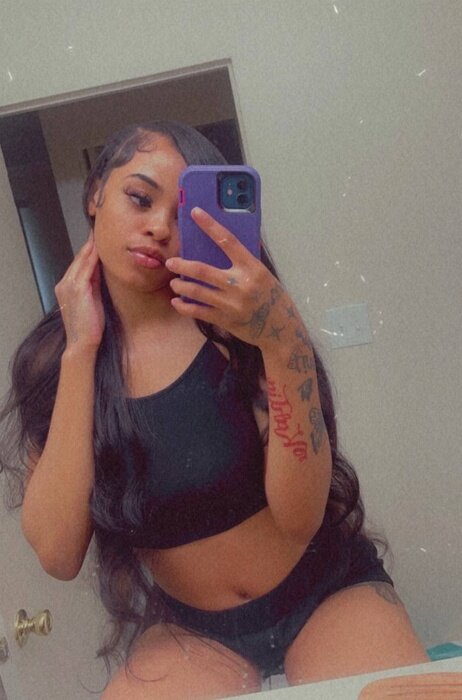 Genesisdamenace (@genesisdamenace), OnlyFans creator