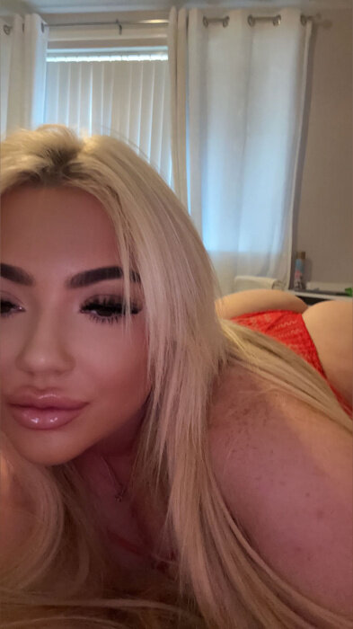 Georgiaamarie (@georgiaamarie), OnlyFans creator