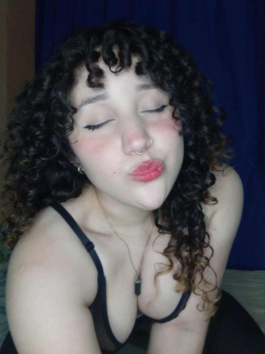 Georgie (@georgiebravo), OnlyFans creator
