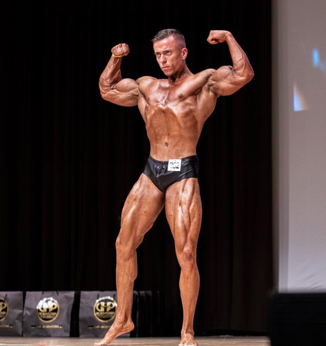 Germanmusclegod (@germanmusclegod), OnlyFans creator