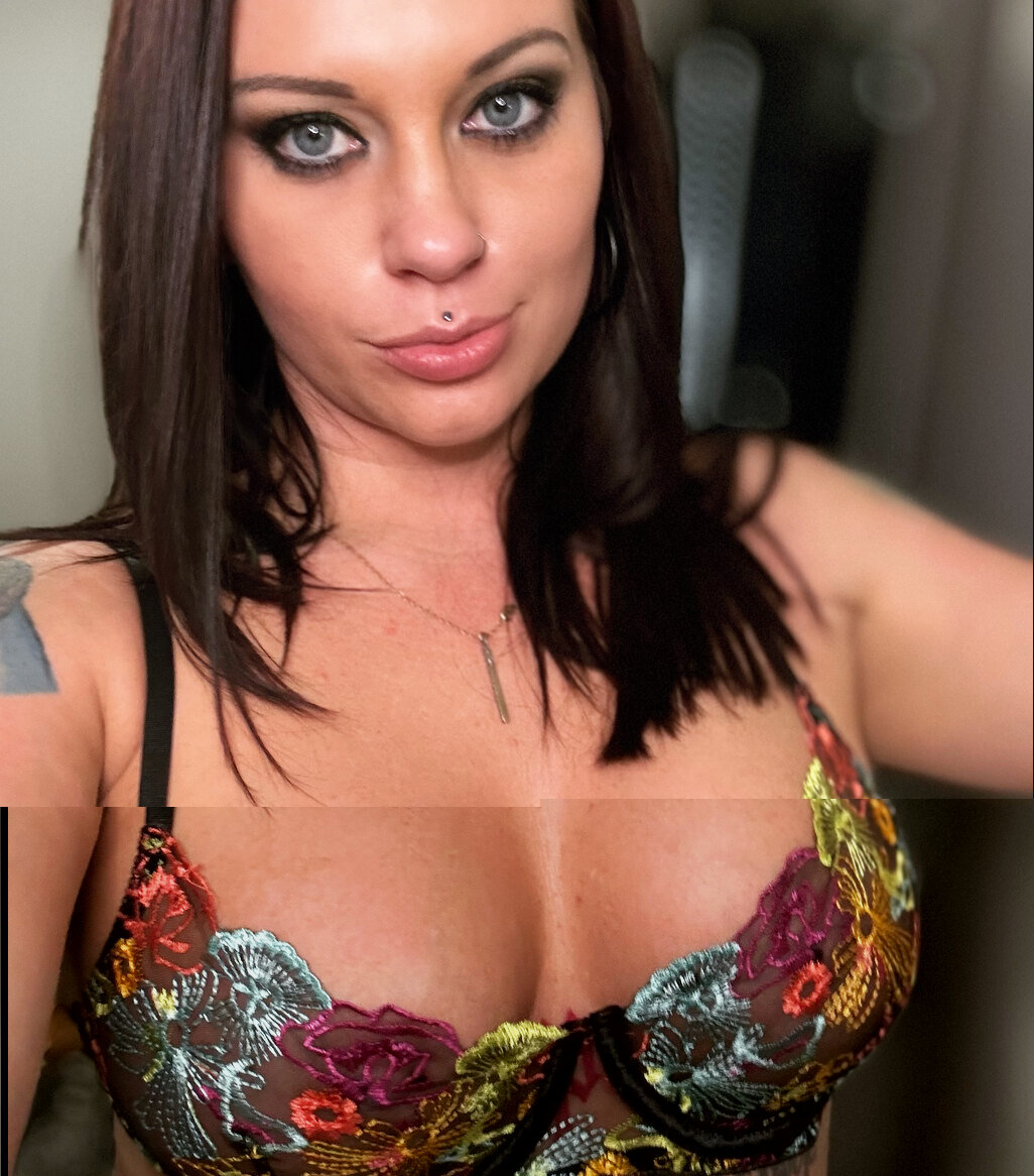 Gigiagi (@gigiagi), OnlyFans creator