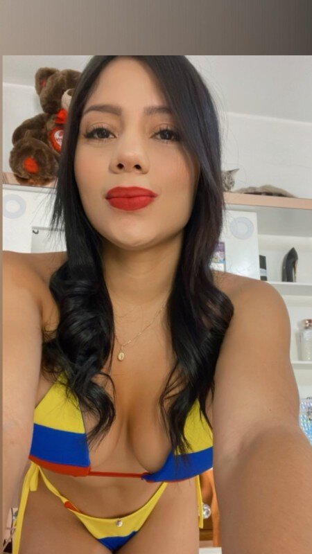 Ginaakemi (@ginaakemi), OnlyFans creator