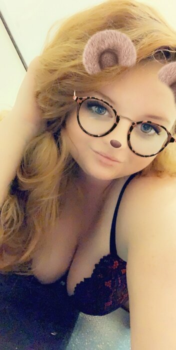 gingercookie1997 (@gingercookie1997), OnlyFans creator