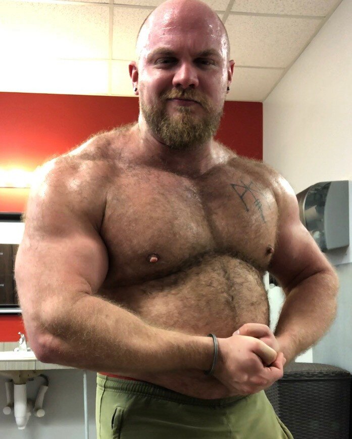 Gingerrilla (@gingerrilla), OnlyFans creator